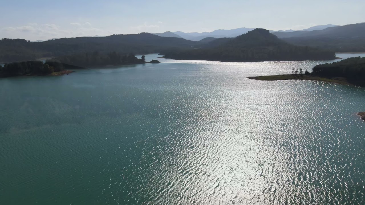 Kayaking the reservoir lakes in Spain