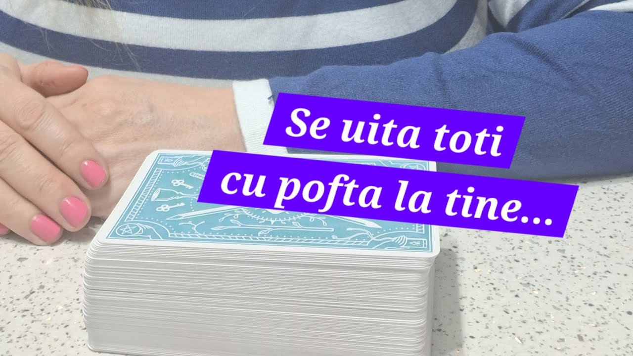 😳Se uita cu pofta la creatiile sale cu tine si se bucura si de banii castigati cu ele...