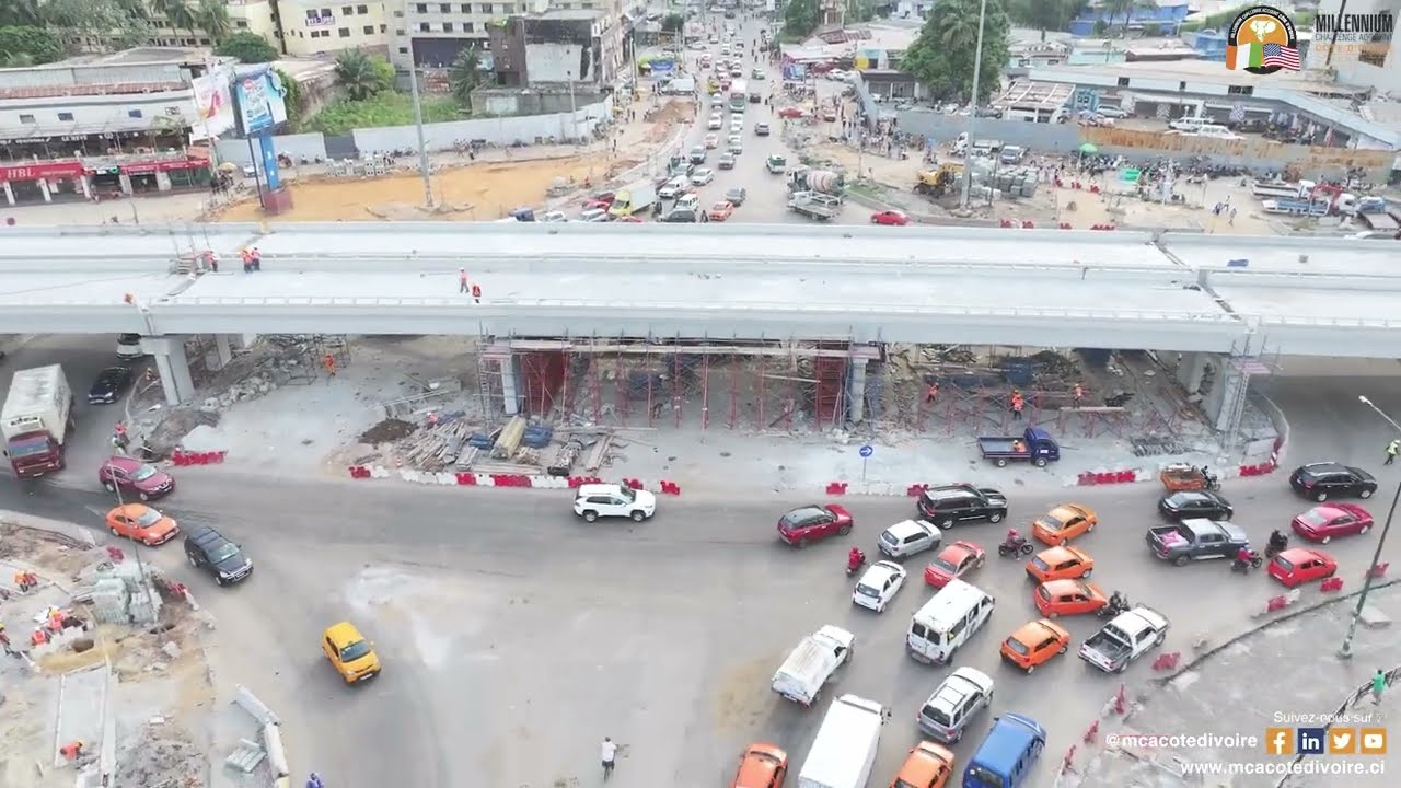 GRAND CARREFOUR DE KOUMASSI : LES TRAVAUX DE CONSTRUCTION DE L'ÉCHANGEUR AVANCENT BIEN