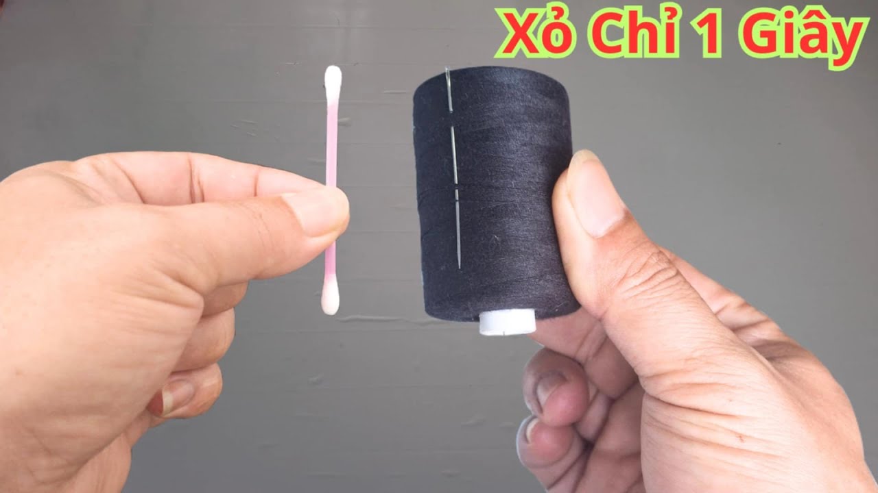 Xỏ chỉ cách này thì cả người cao tuổi mất kém cũng xỏ được. Cách xỏ chỉ bằng bông tăm chỉ 1 giây