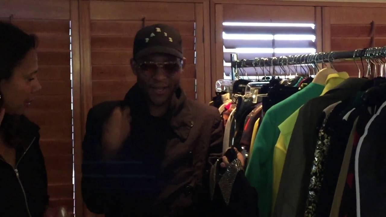 Celebrity stylist Law Roach talks about some of Celine Dion's looks.