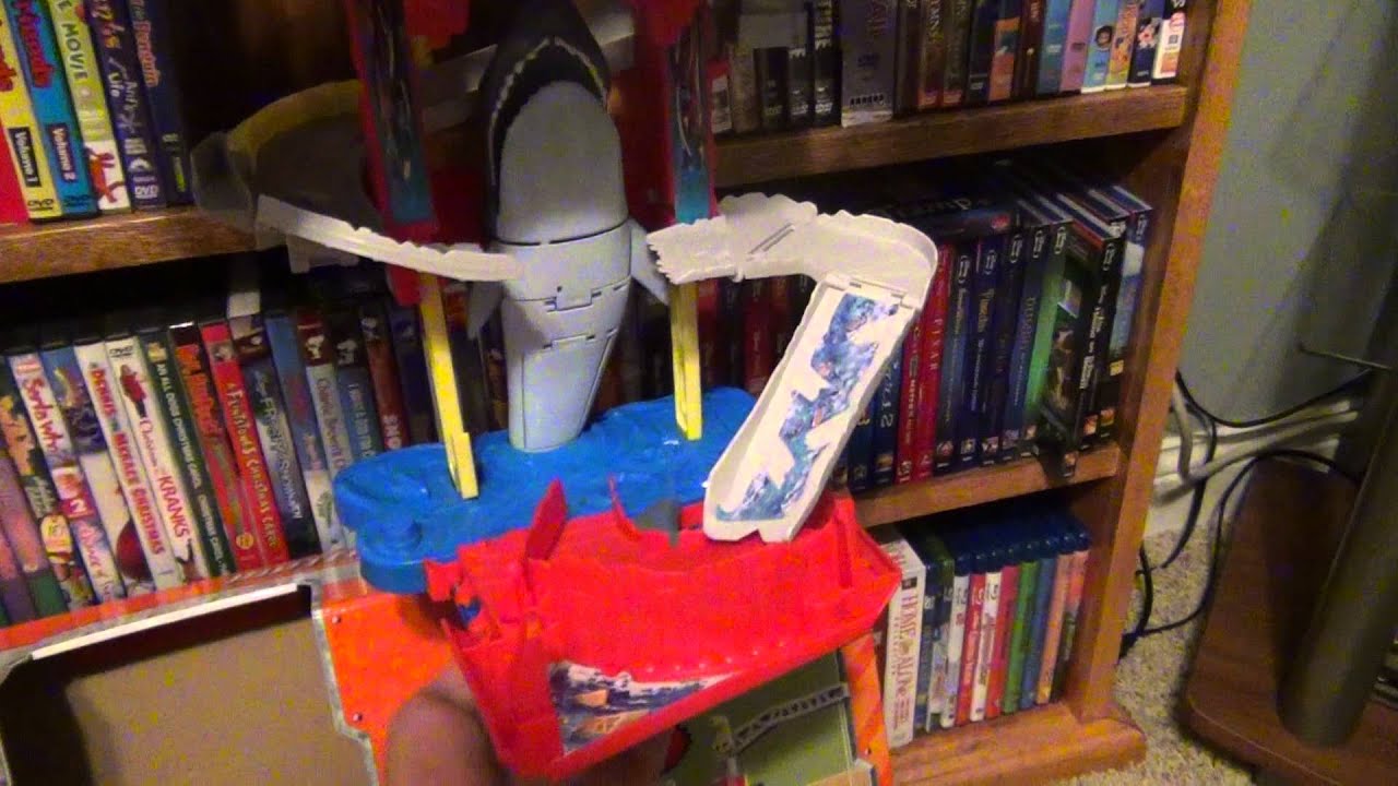 Matchbox Shark Escape Playset - Demonstration of Features