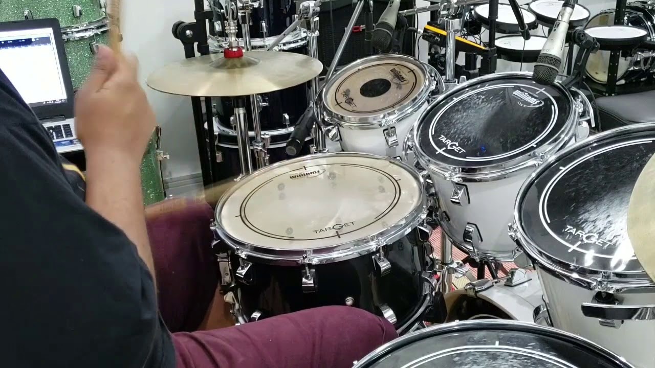 Groove Paradiddles - Alexandre Fininho