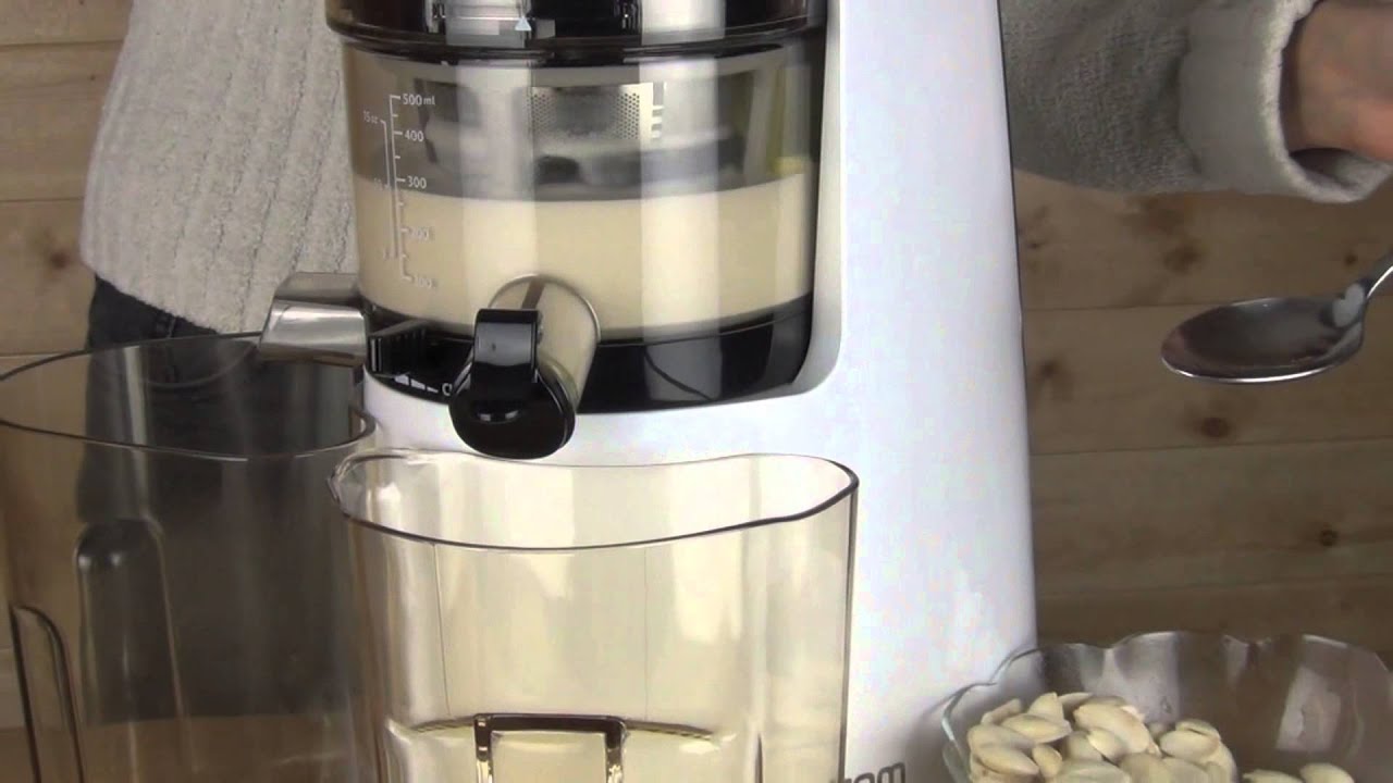 Hurom Premium Slow Juicer & Smoothie Maker Fresh Homemade Organic Almond Milk