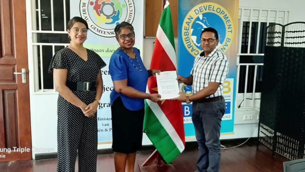 Converting storage space into a multifunctional student space at the FWNW