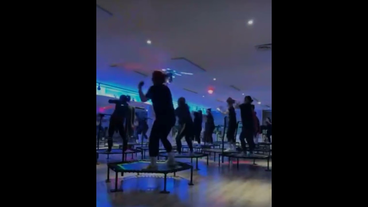 2nd days workout jumping high ..ang hirap mag balance ..kaya natin to bawal sumuko..