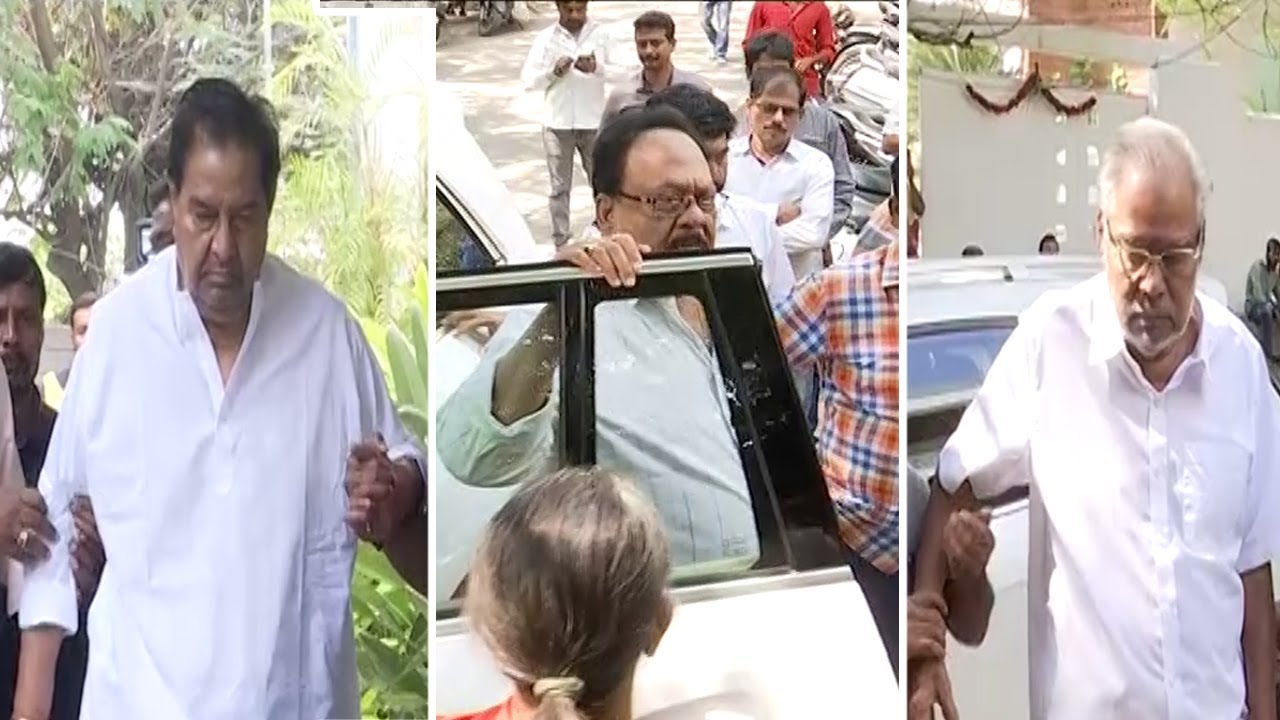 Kota Srinivasa Rao , Kaikala Satyanarayana, Krishnam Raju visits Kodi Ramakrishna | Friday Poster
