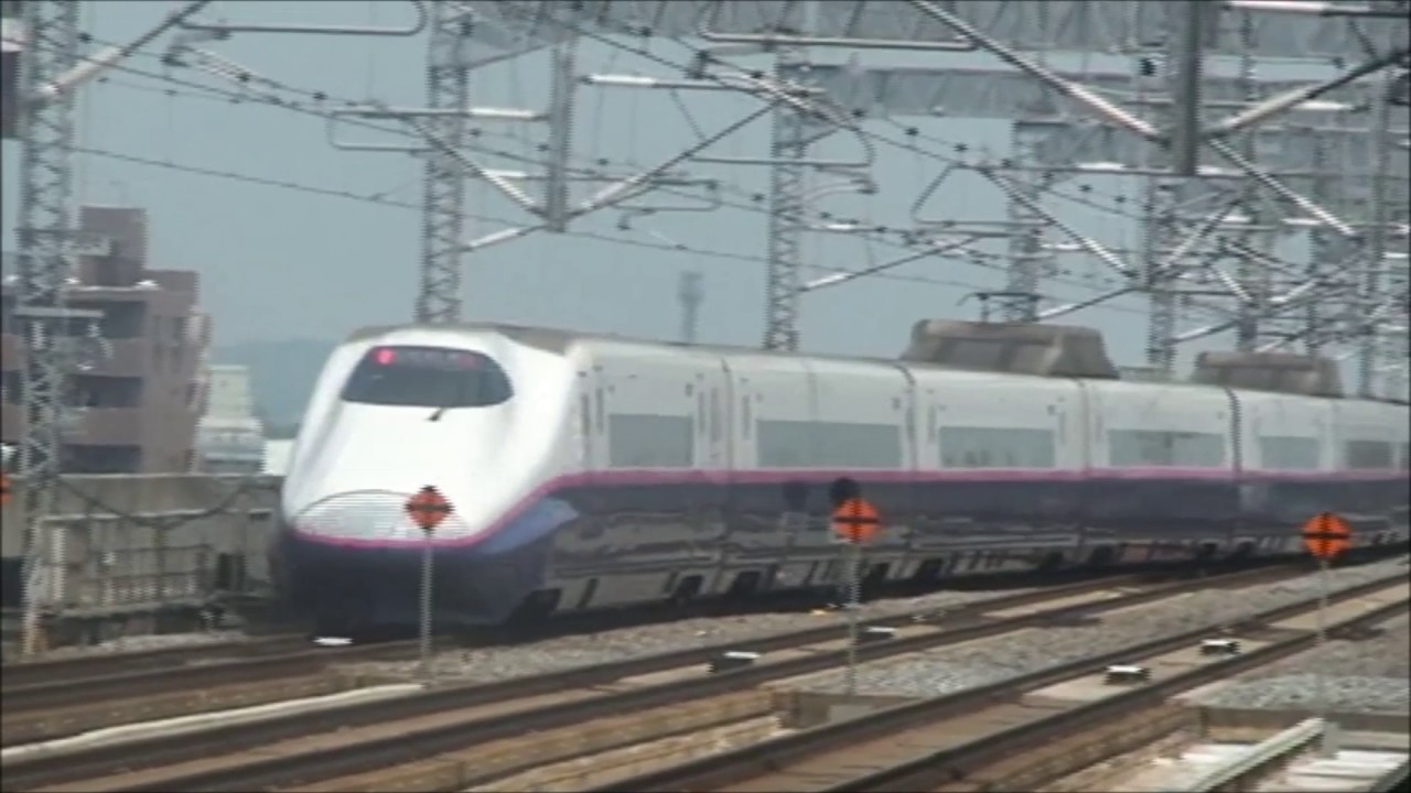 これが東北新幹線のお家芸。Special skill of Tohoku Shinkansen.