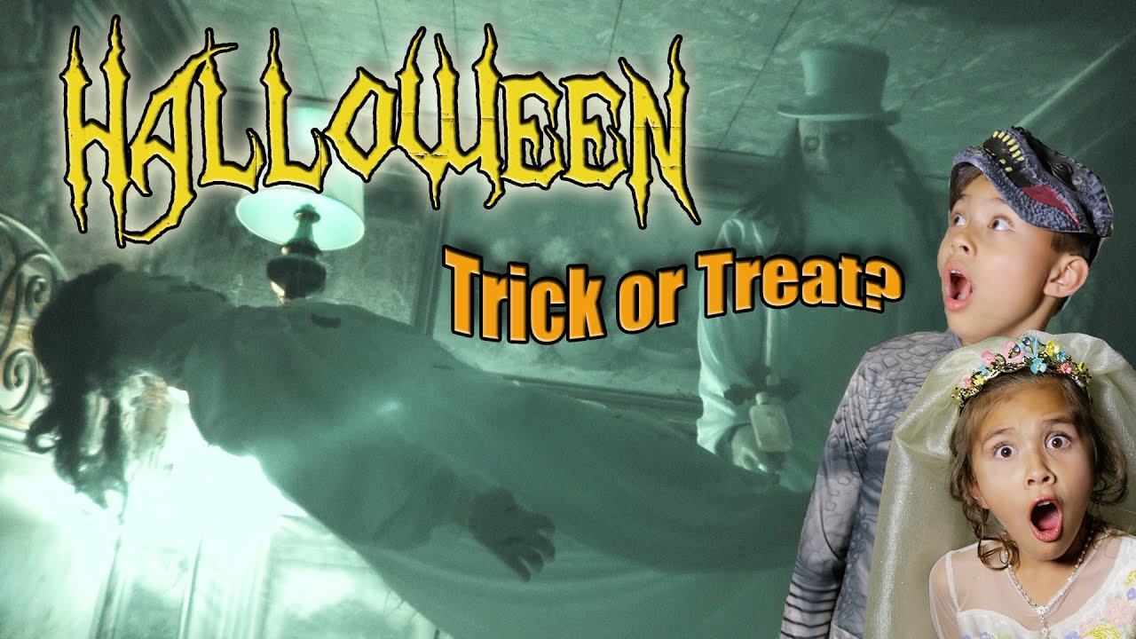 TRICKS, TREATS & HAUNTED HOUSES!!! Halloween 2015 Goosebumps!