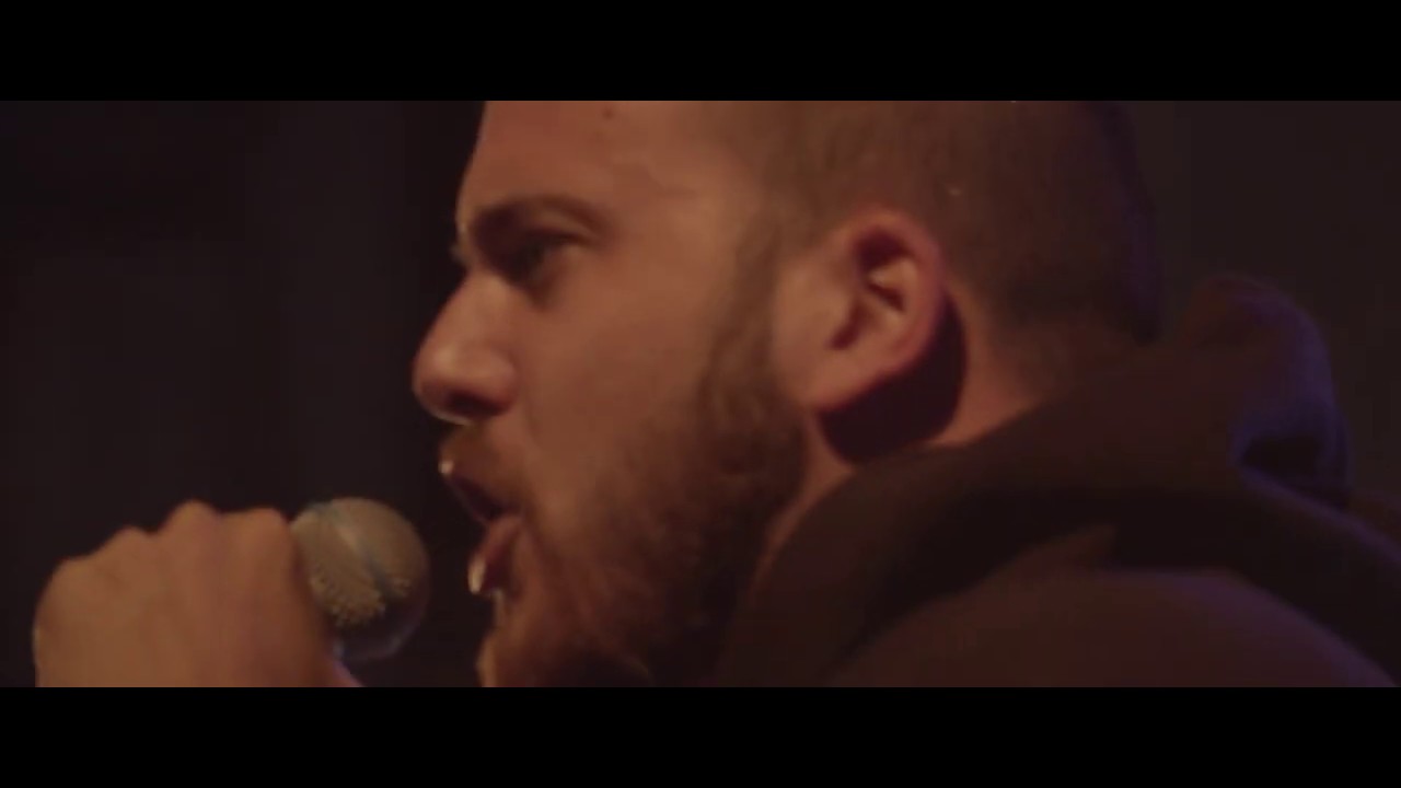 Live Performances-Close Up-Novel 729// House of Gunners 2019