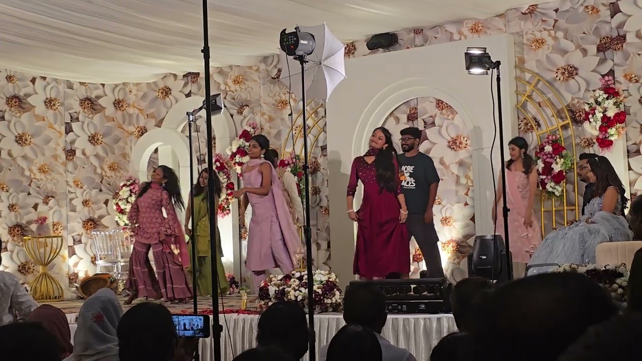ചേട്ടനും കൂട്ടുകാരും engagementinu കളിച്ച അടിപൊളി ഡാൻസ് |part 1