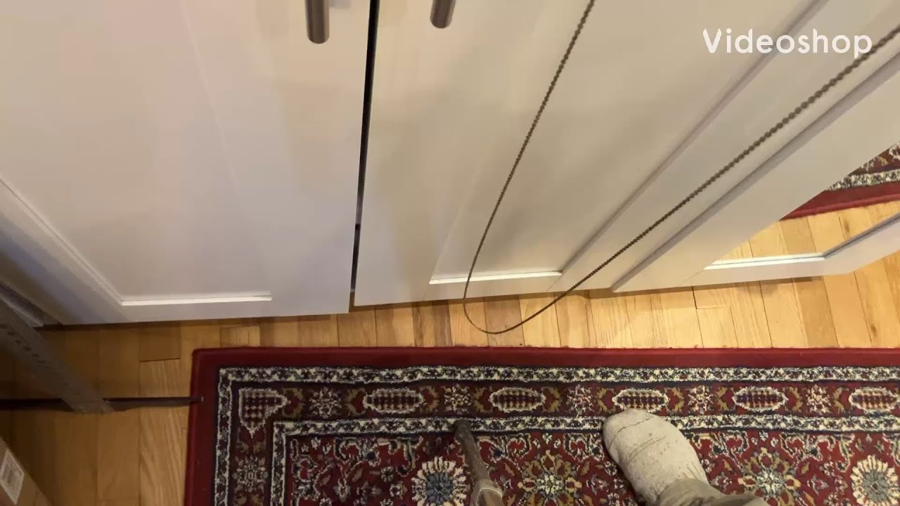 Chain loop around cardboard pulley