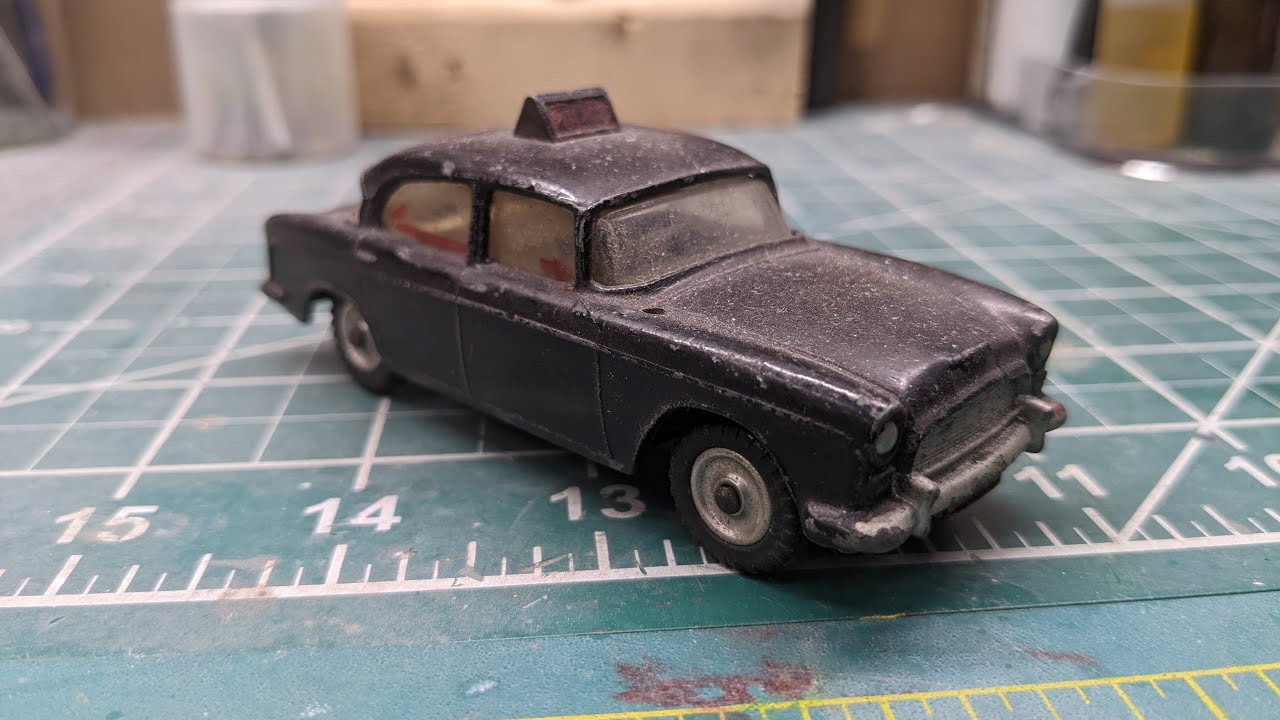 Dinky Toys Humber Hawk Police Car - no.256 - issued 1960