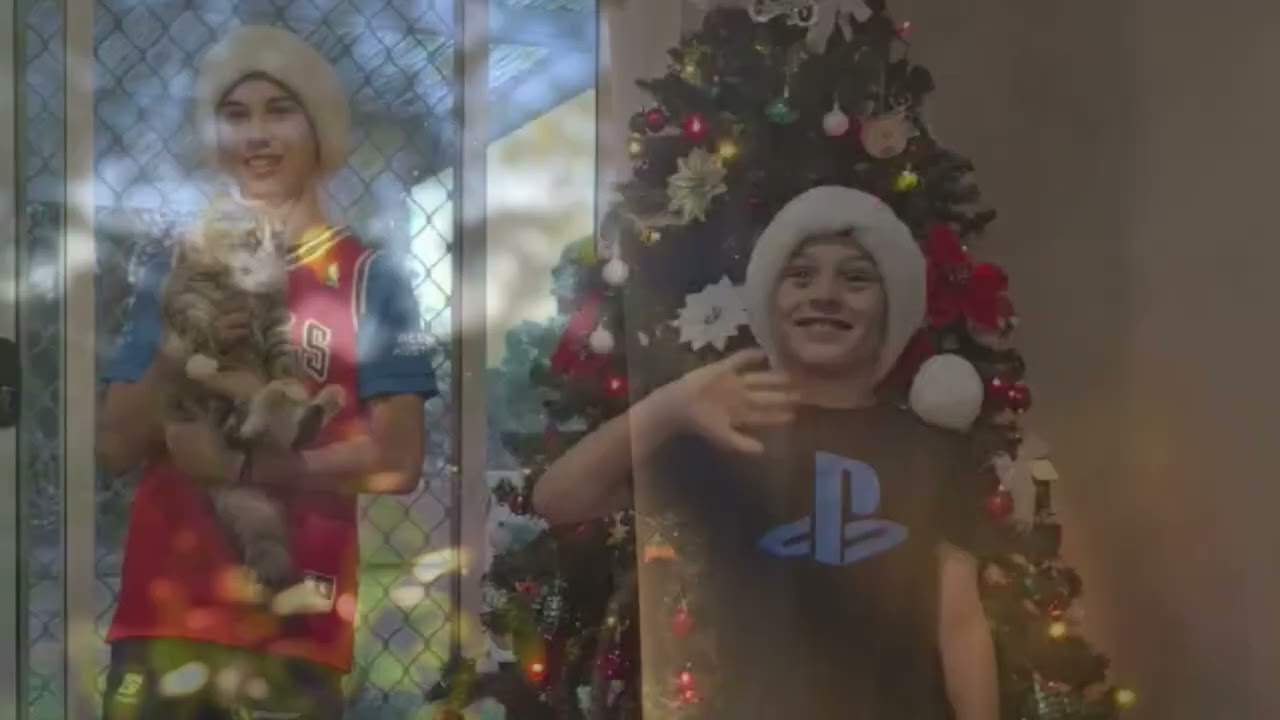 Bush Christmas, Aussie Style (Official Music Video) - Violetj