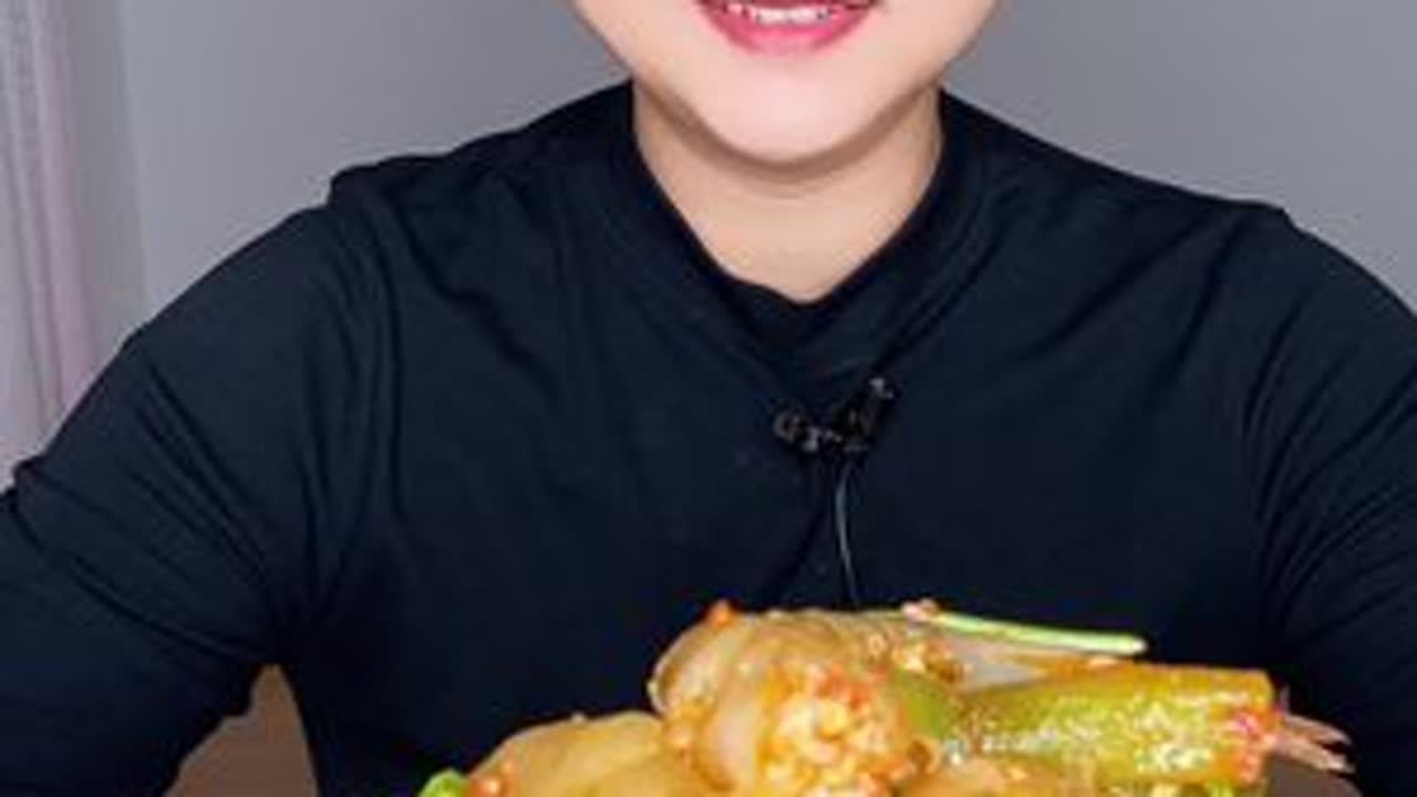 凉拌虾仁爱吃麻辣可选麻辣，不爱吃麻可要香辣，可忌口，辣度可备注哈，吃生腌找我哈#凉拌虾仁 #海鲜美食#生腌虾 #妈呀太香了 #下饭菜