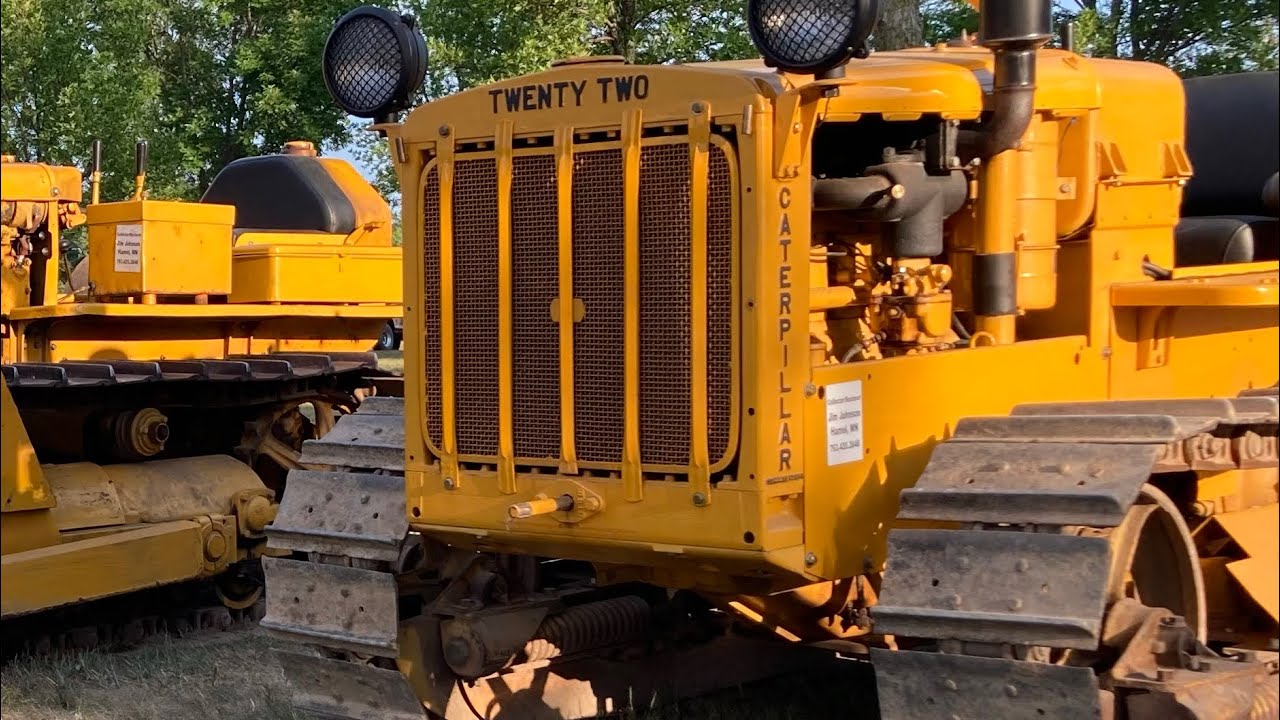 Caterpillar Twenty-Two #1J1189