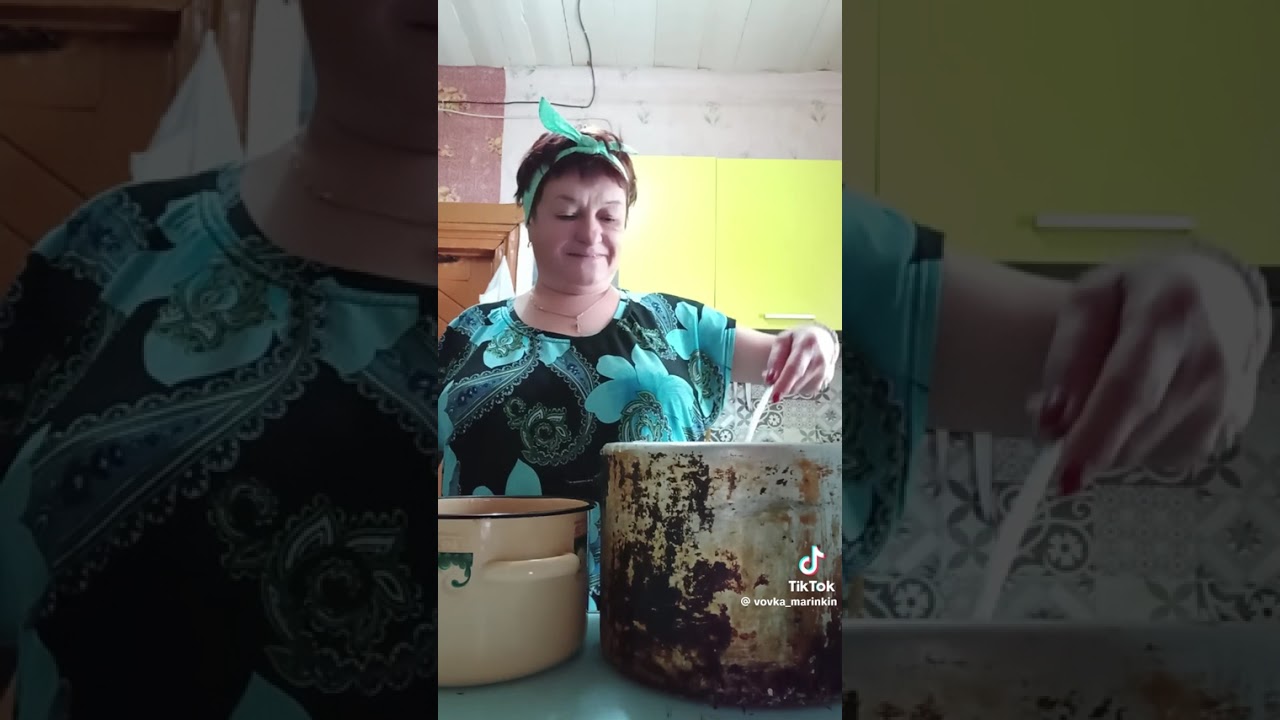 Приходится с салатницы кушать