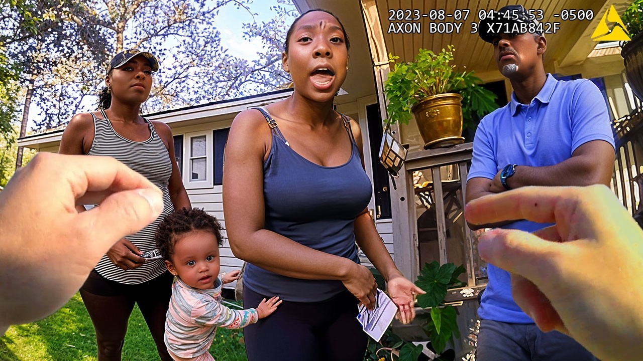 Parents Finally Lose Patience With Struggling Mom’s Entitlement