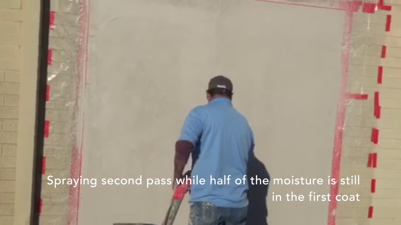 Application of Acrylic Stucco Finish With a Graco Pump