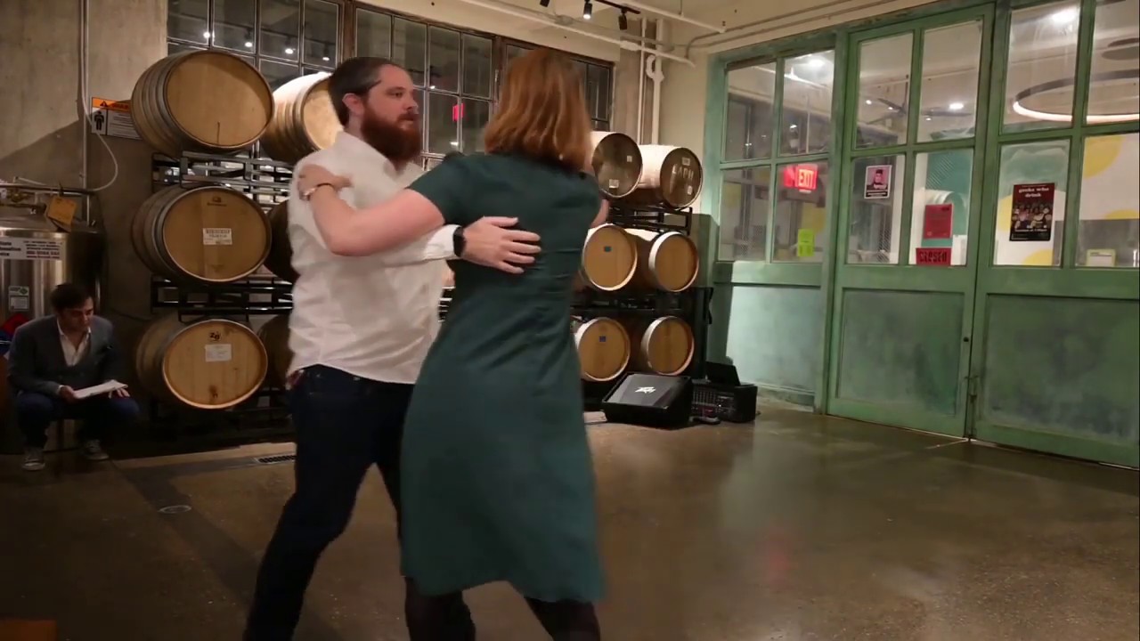 'Moonlight Serenade' Wedding Dance with Helen & Jesse. Mix Foxtrot & Rumba.