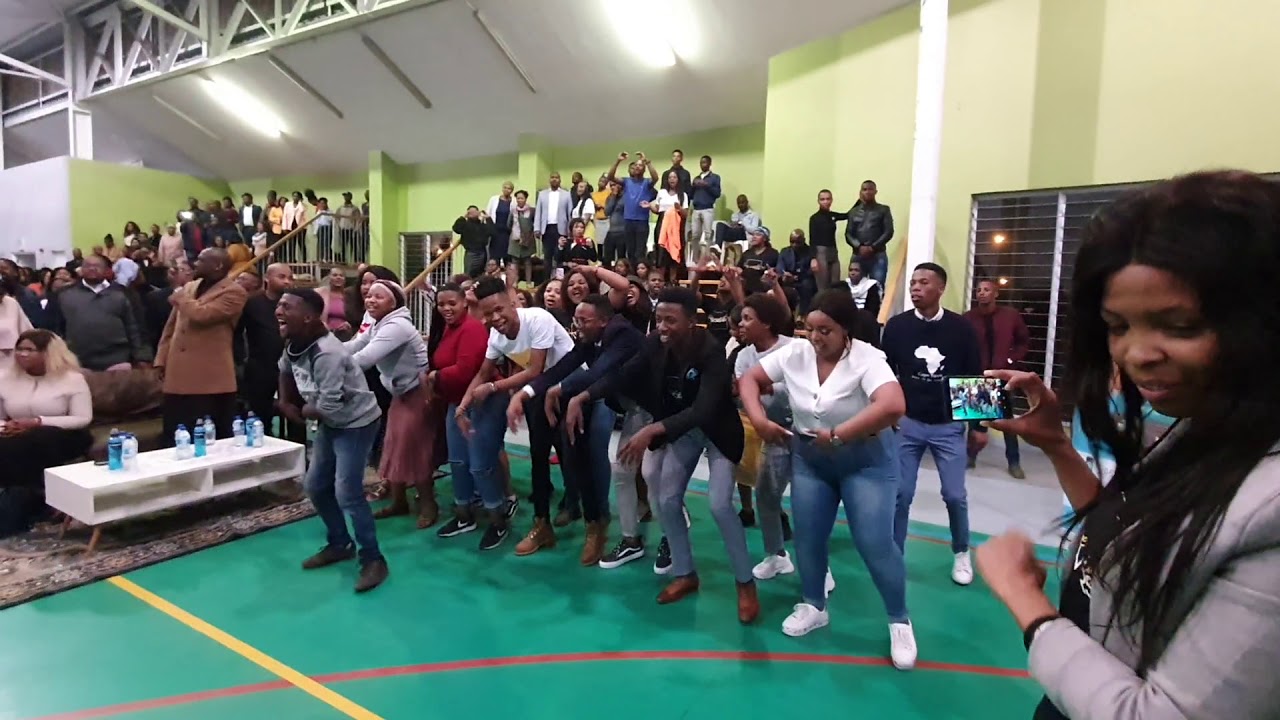 Pst. Vincent Mboniswa - Xa ubizwa amagama ( Mortal Step Dance) @ Khayelitsha