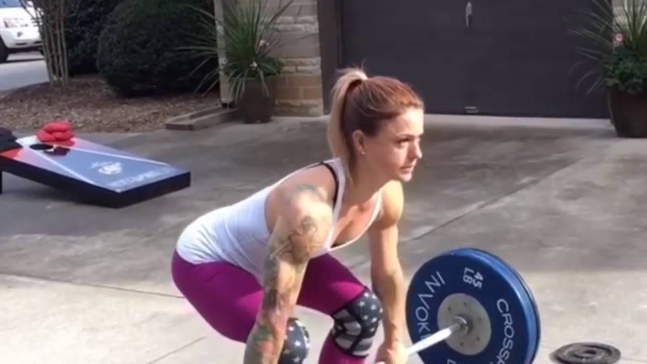 CROSSFIT MOTIVATION WITH PERFECT MODELS (follow instagram @suzannesvanevik and @christmasa