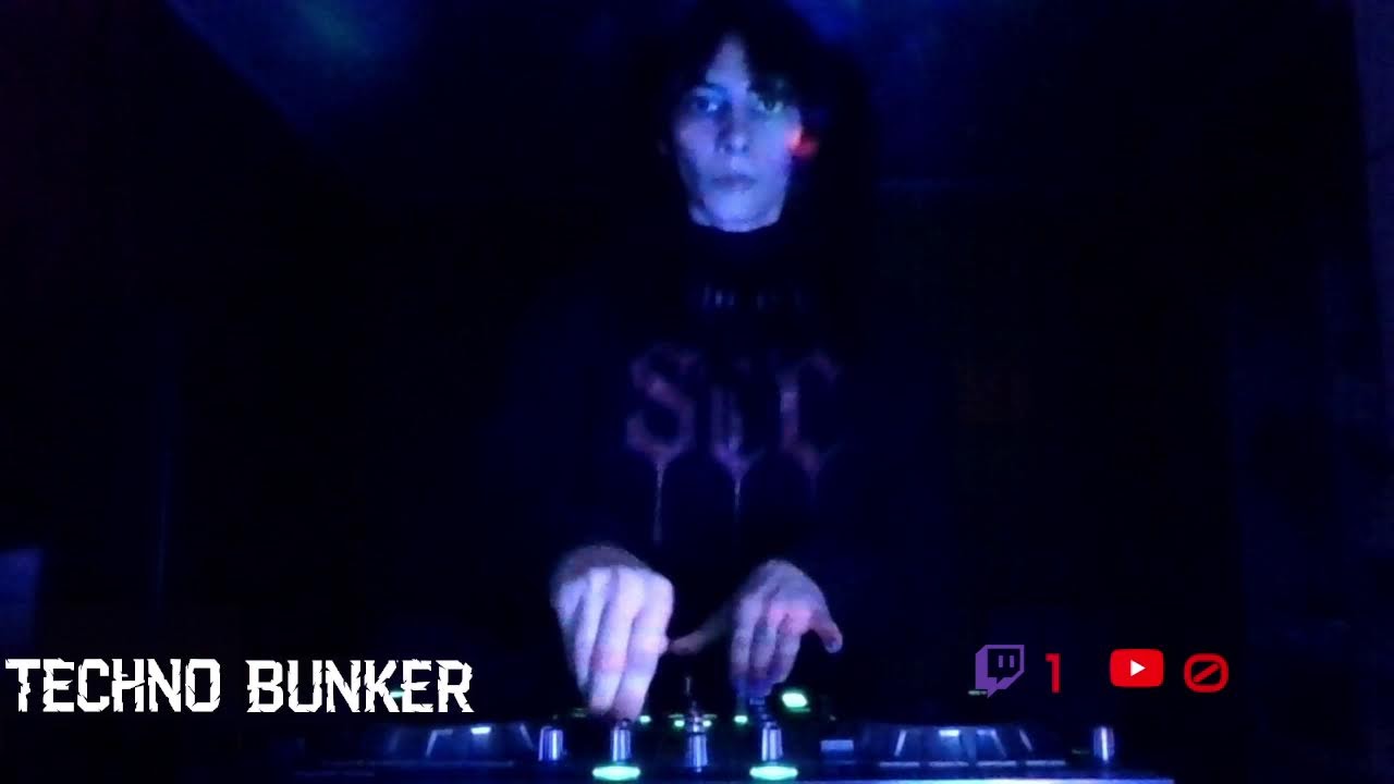 LIVE STC PLAYING HARDTECHNO
