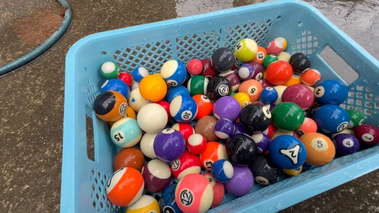 Sound of water + go go transparent bucket + dam collapse billiard balls