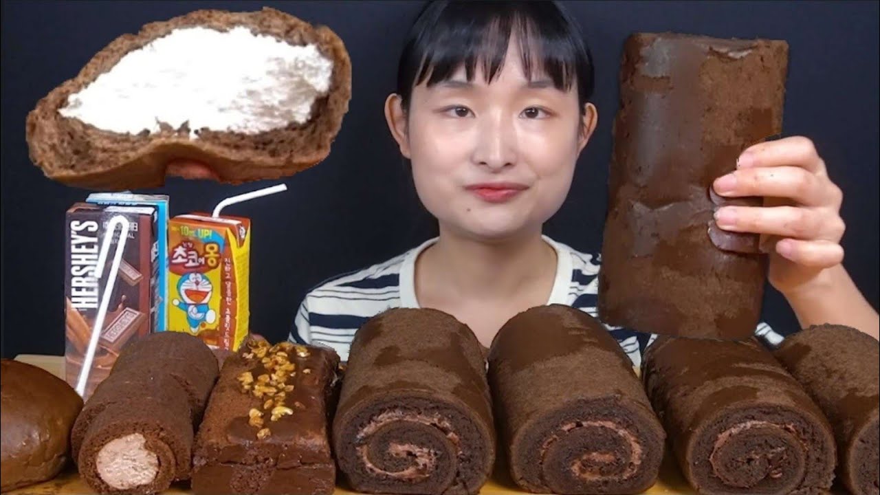 거대해진 초코롤케이크 초코빵 초코우유 달달한 간식먹방