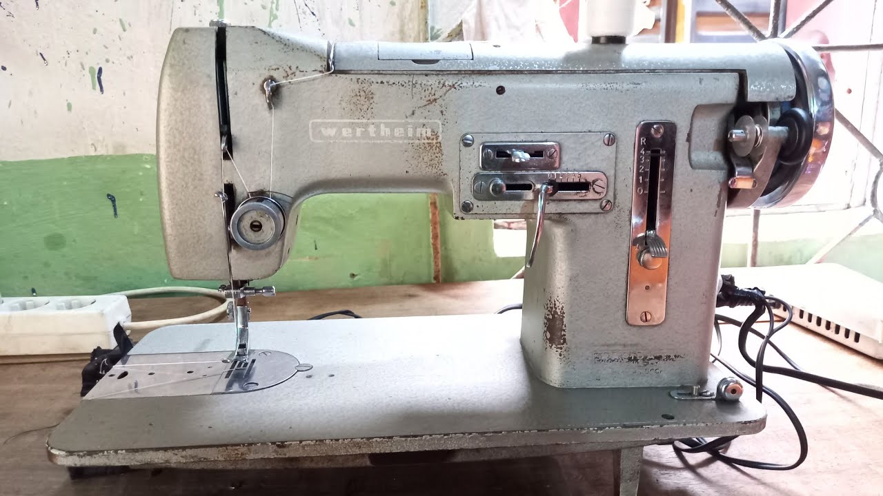 How to Thread and Sew with the Necchi Wertheim machine.