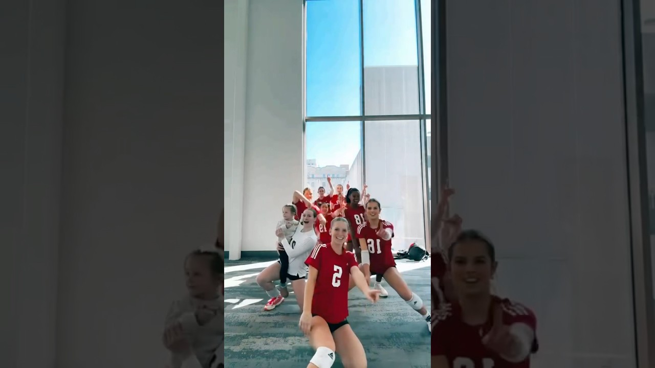 Team bonding #dance #tiktok #kentucky #volleyball ||💗