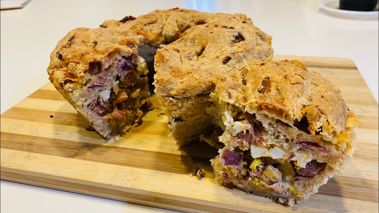 Casatiello tortano o panini napoletani! Impasto a mano… saporitissimo e facile !