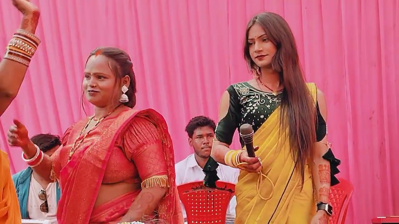प्रतापगढ़ में धमाल मचाने पहुंची खुशबू रानी वायरल ट्रेडिंग मनोरंजन वीडियो देहाती