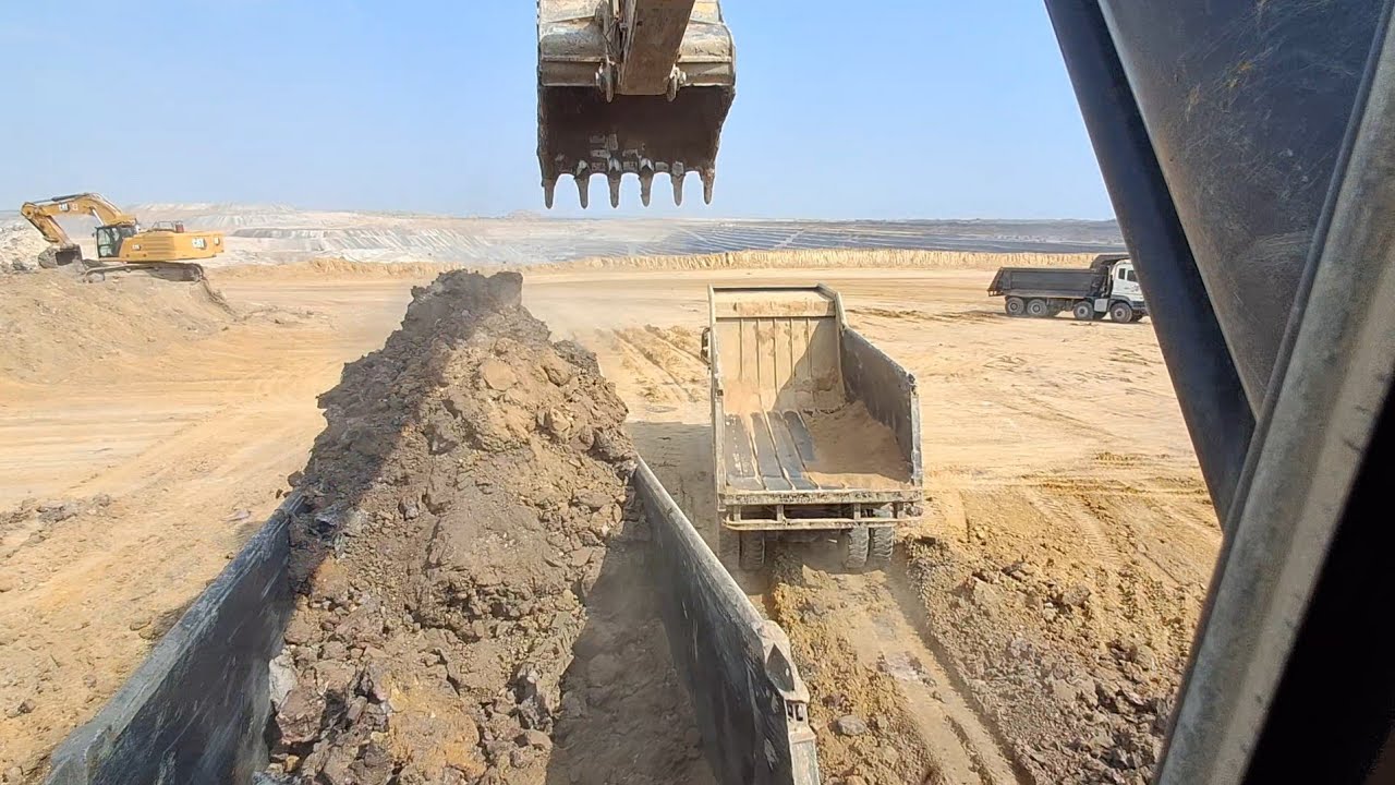 #video digging mining project work open koyla Mighty mixx open dhabal kat loading Tasmishan Ishar 