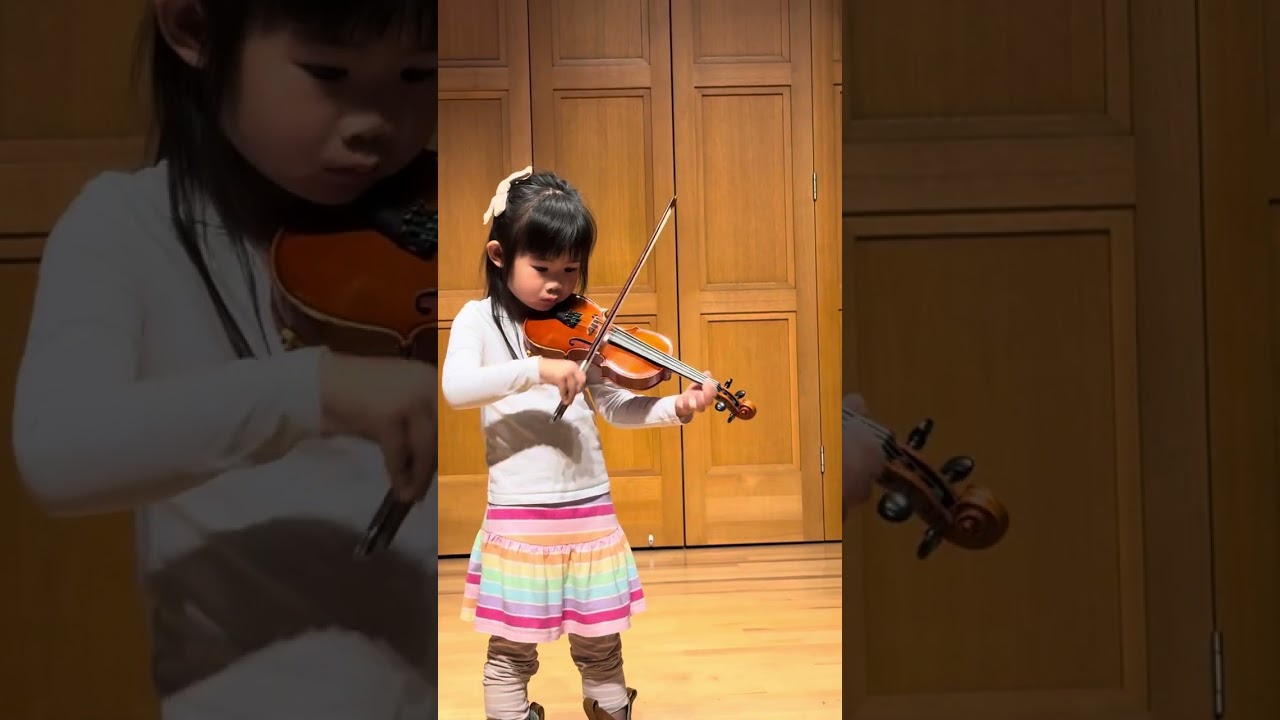 Suzuki violin book 2: Gavotte from “Mignon” (5 Years old)(First Prize in Prodigy I)