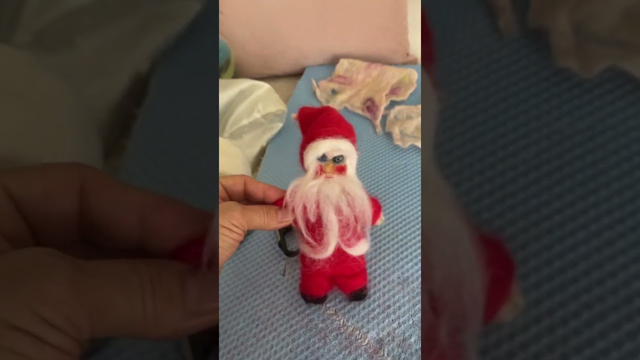Ke&ccedil;eden noel baba yapımı 🥳🥳 #christmas #noelbaba #felting #recycle #yeniyıl #noel