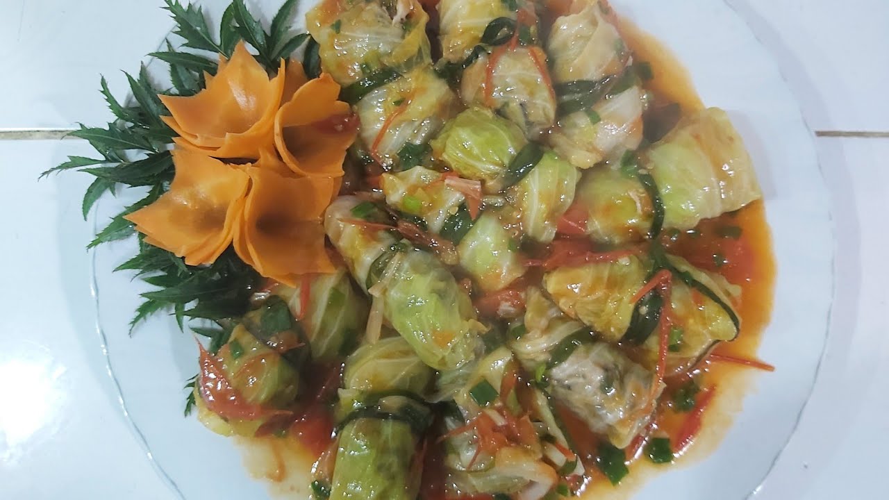 CÁCH LÀM BẮP CẢI CUỐN THỊT, SỐT CÀ CHUA: ẨM THỰC PHÙNG TẤN