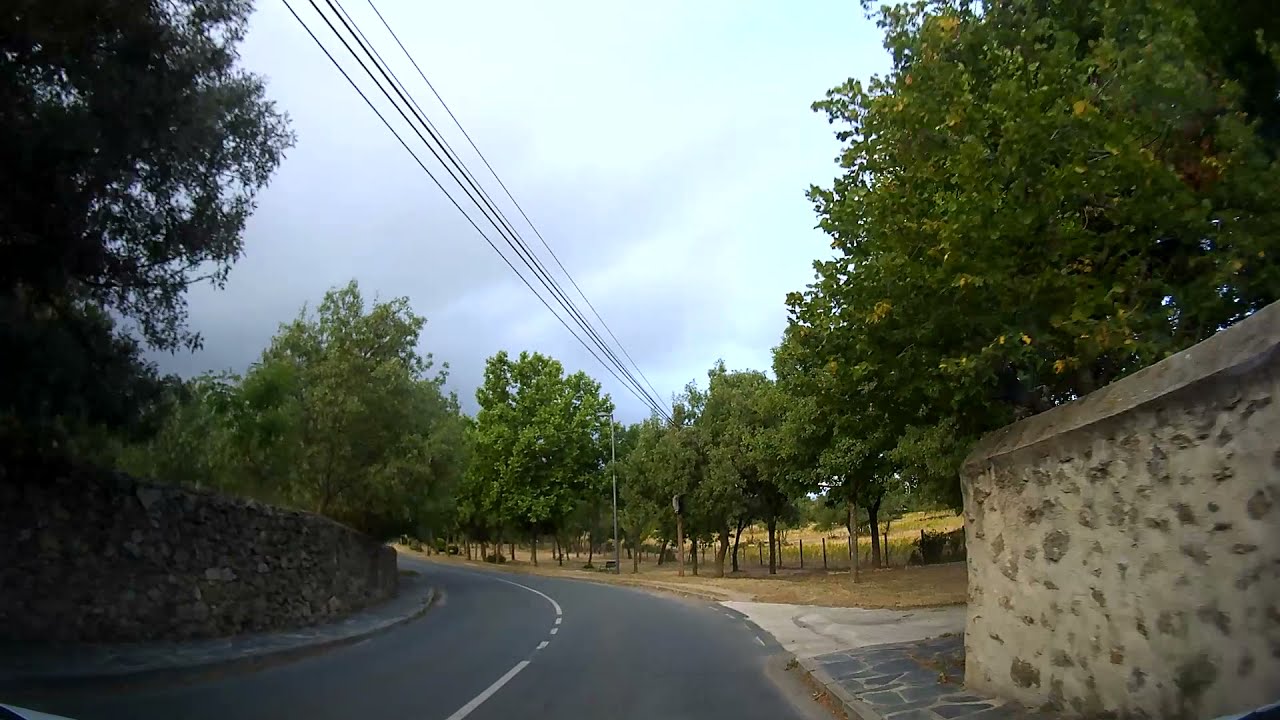 Salida de Navas de Riofr&iacute;o o Las Navillas