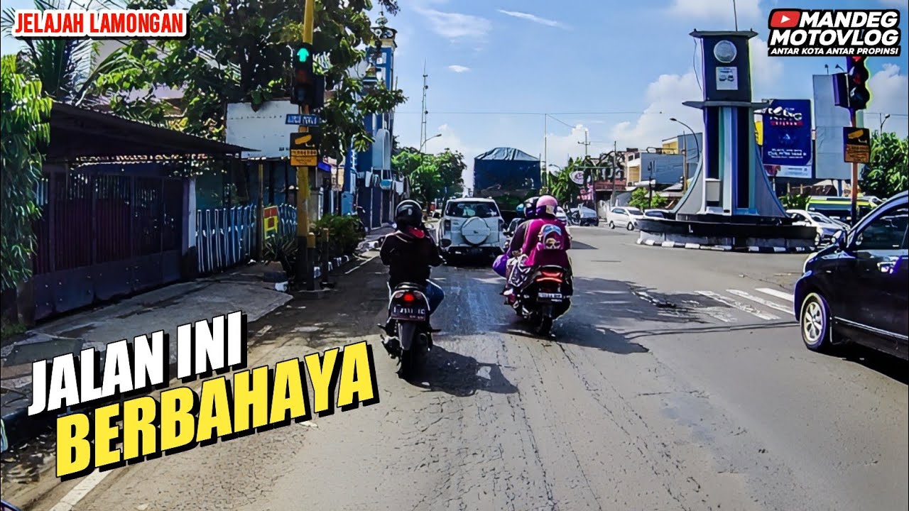 Keliling Kota Lamongan, Dari Masjid Namira Sampai Stadion Surajaya