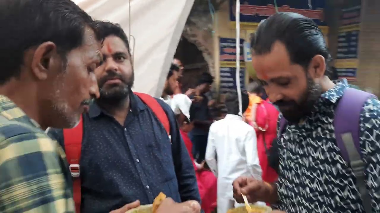 Pushkar walking street - Market and Street foods - Rajasthan