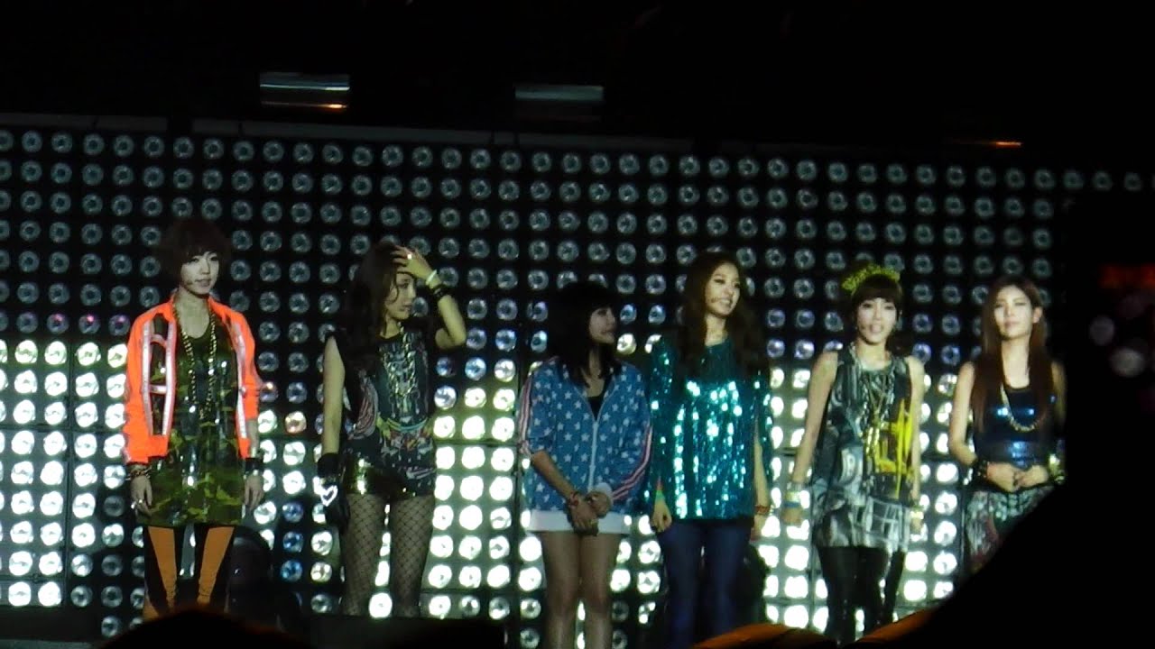 [Fancam] 120208 Music Bank Paris Bercy - T-ara 티아라 full performance, Lovey-Dovey etc.