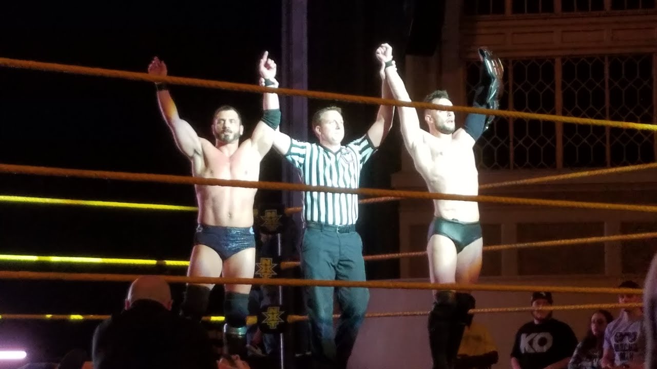 Shawn Bennett Tosses Tye Dillinger (Columbia, SC; 4-8-2016)