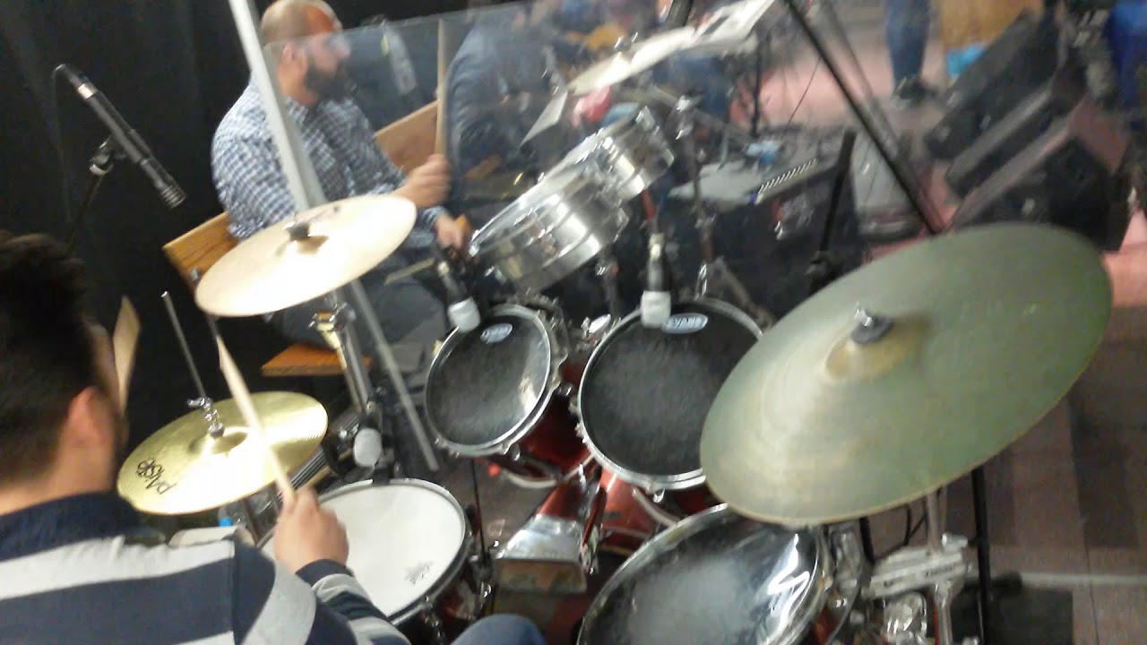 Hermano Jacob del Coro regional de Barcelona (Batería) Úsame - Coro de Valladolid (Ensayo)