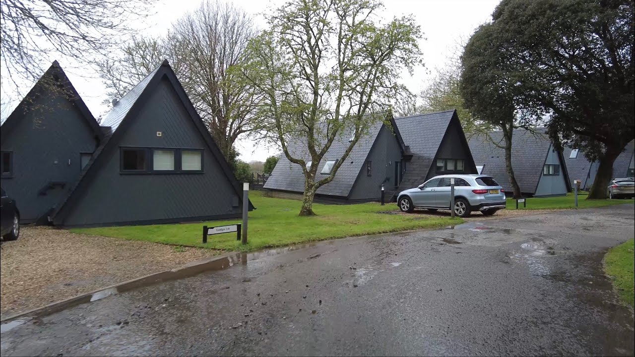 Walk around Clowance Estate Cornwall | Luxury Lodges surrounded by acres of woodland. April 2022