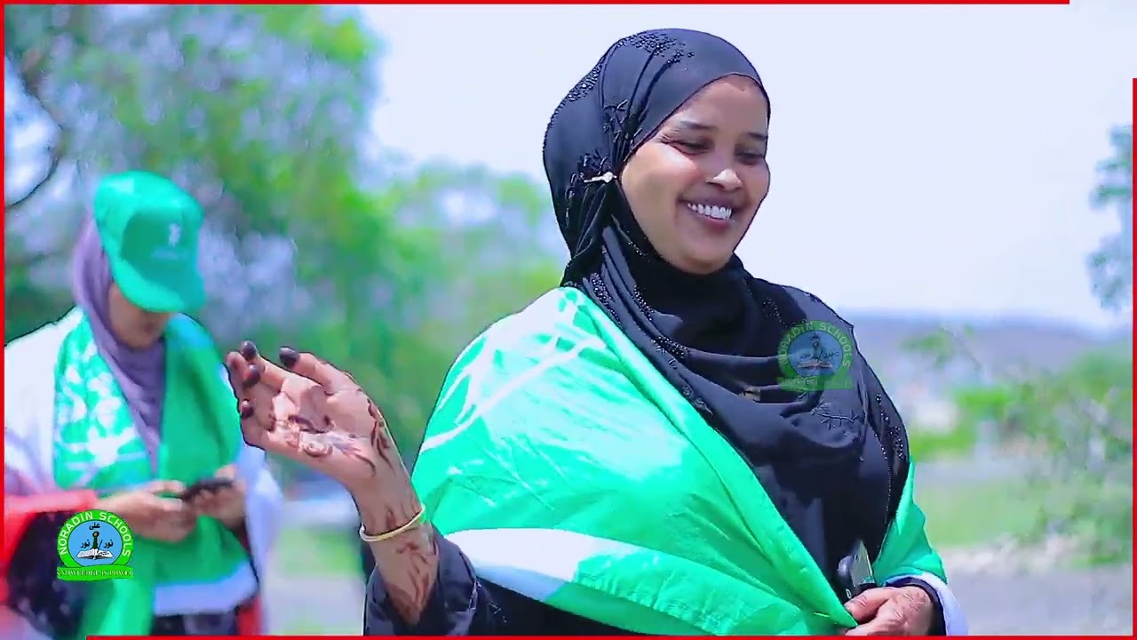 Maamulka iyo macaliminiinta dugsiyada sare  ee Noradin oo dalxiis badan ku tagay Berbera & Sheekh.