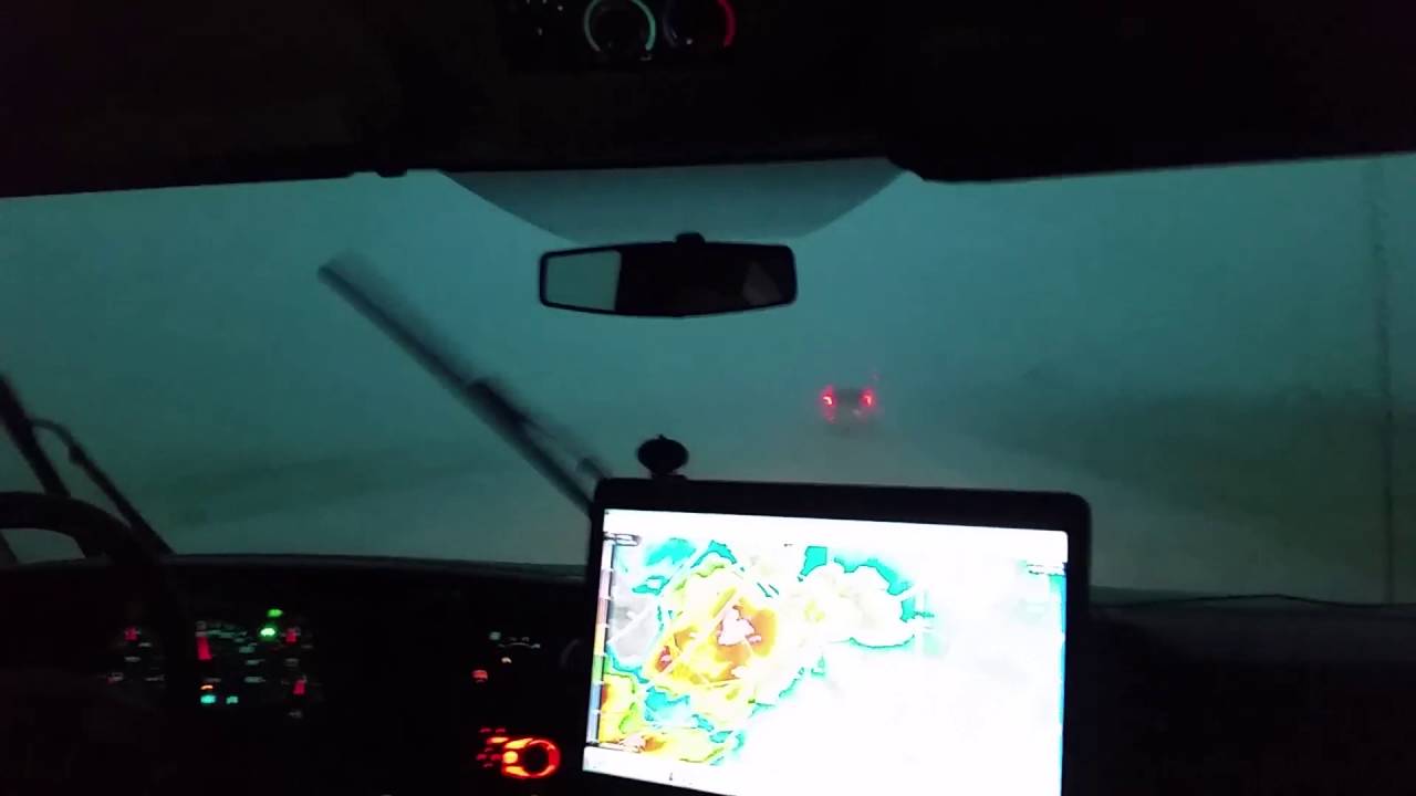 driving in POWERFUL THUNDERSTORM with +70 mph WINDS in TEXAS