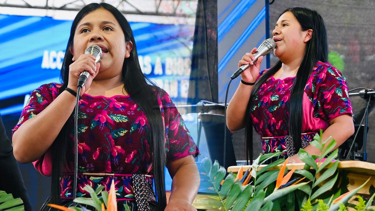Lea Cristina LO MÁS RECIENTE EN COROS 😍 Banda Transfiguración