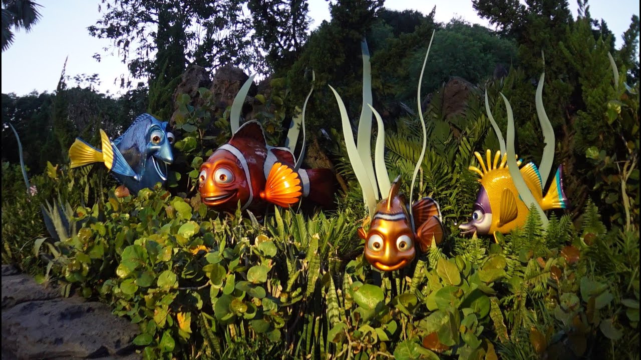 The Seas with Nemo and Friends Low Light Full Ride and Queue at Epcot in Walt Disney World