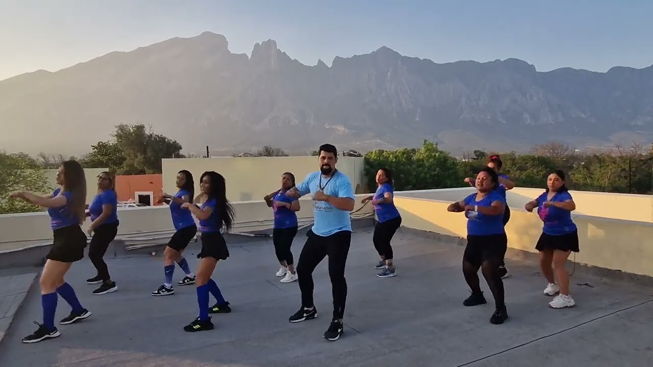 La Banda Loca - La la la Merengue. Spartacus Fit Nuevo Leon.