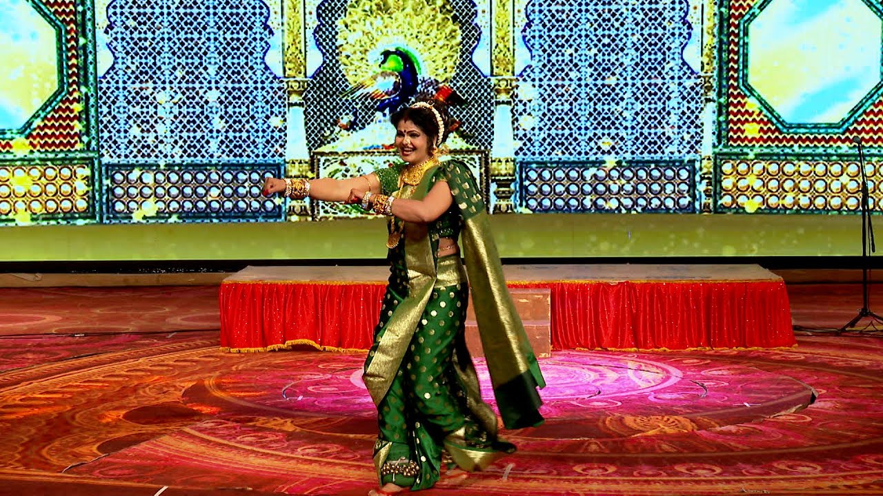 04 Lavani Mahotsav-Ghodhyachi Lavani - Reshma Paritekar लावणी महोत्सव घोड्याची लावणी रेश्मा परीतेकर